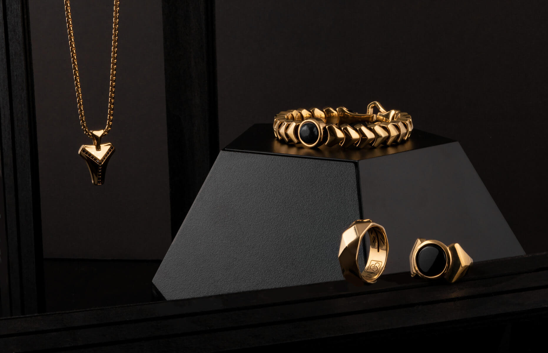 SEEKERS® - Fusing handcrafts with the current fashion trends