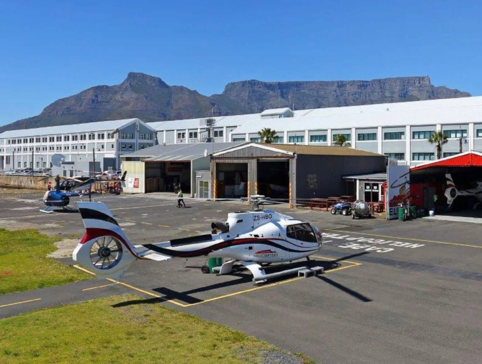LUXURIA LIFESTYLE INTERNATIONAL WELCOMES CAPE TOWN HELICOPTERS 