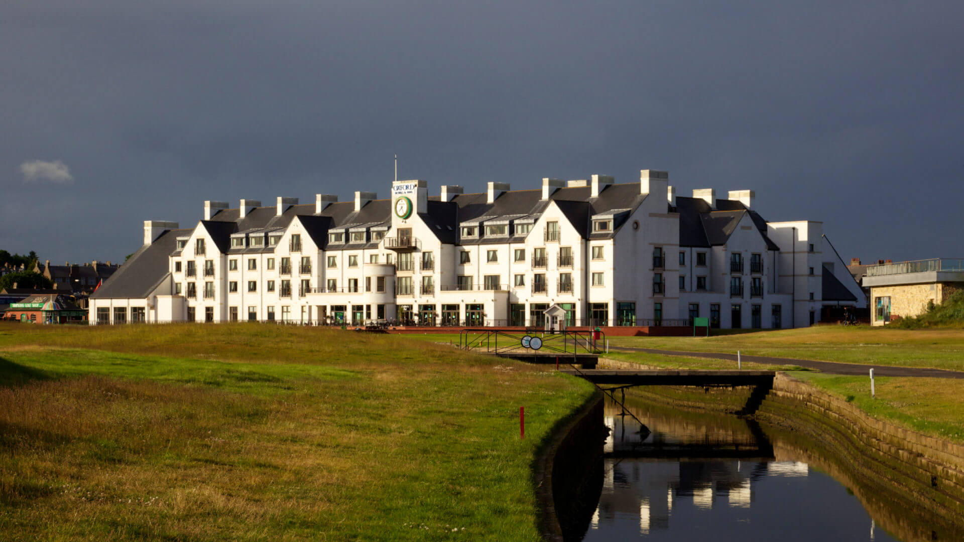 Luxuria Lifestyle's Sports Editor Joshua Aaron reviews British Open Venue, The Carnoustie Golf Hotel in Scotland