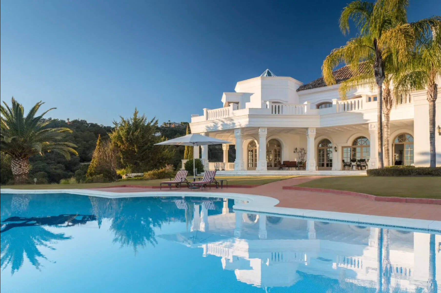 LUXURIA LIFESTYLE INTERNATIONAL WELCOMES CHRISTIES REAL ESTATE