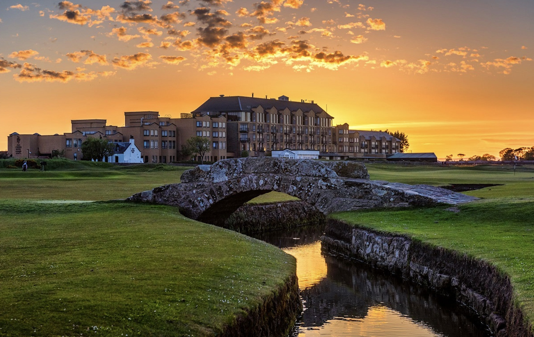 LUXURIA LIFESTYLE INTERNATIONAL REVIEWS THE OLD COURSE HOTEL, GOLF RESORT & SPA IN SCOTLAND