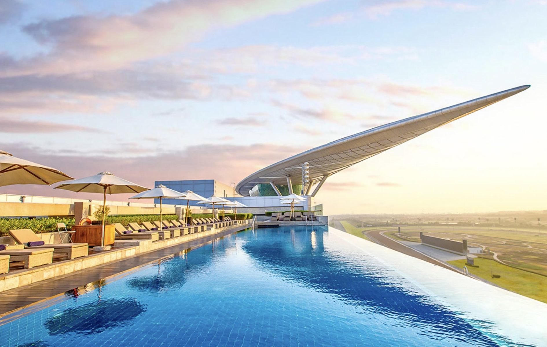 LUXURIA LIFESTYLE INTERNATIONAL REVIEWS THE MEYDAN HOTEL DUBAI