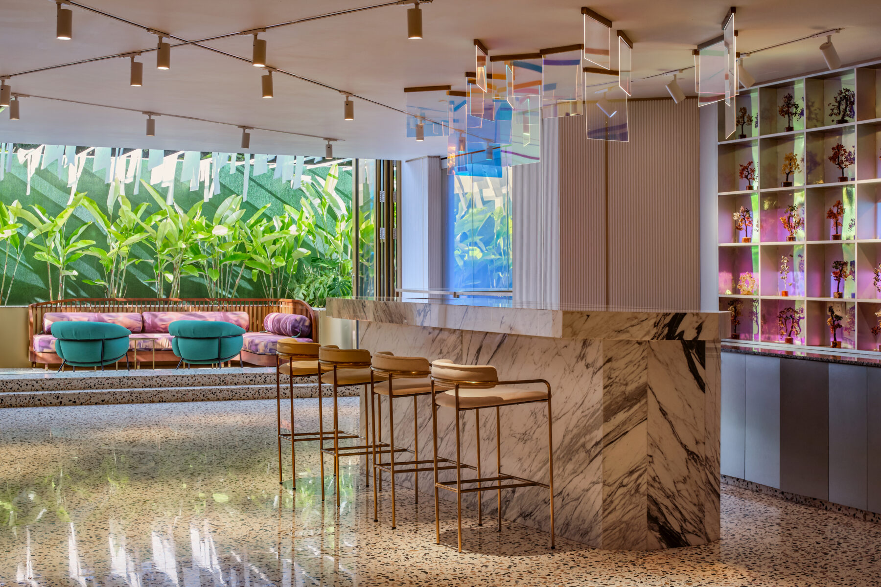 Luxuria's Diane McLeish reviews Gem Forest Hotel in Nairobi, Kenya