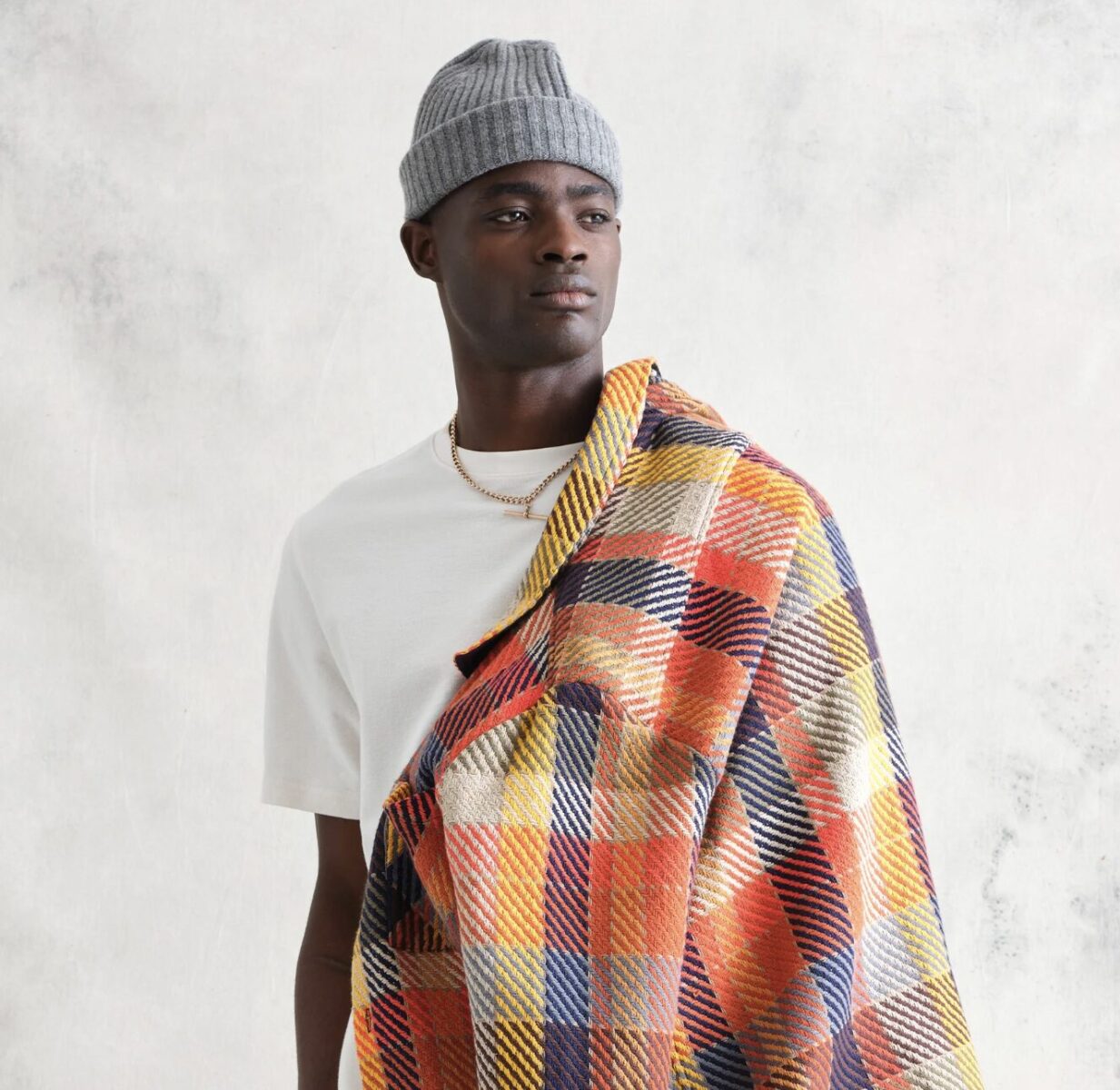 LUXURIA LIFESTYLE INTERNATIONAL MAGAZINE WELCOMES WAX LONDON