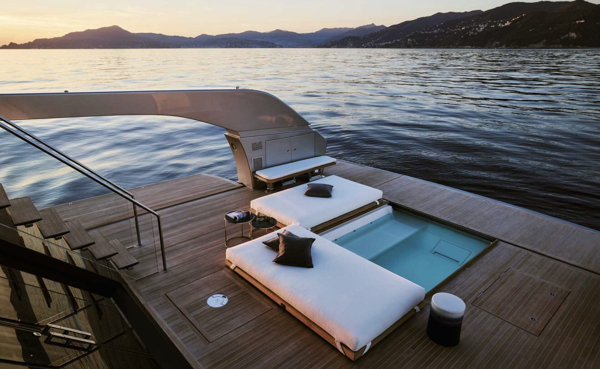 YOUR GATEWAY TO THE WORLD OF LUXURY